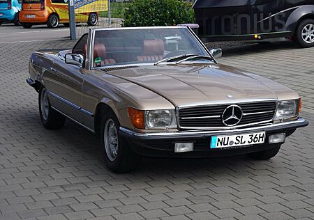 Mercedes-Benz SL 500 R107 Cabrio