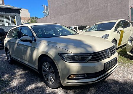 VW Passat Volkswagen 2.0 TDI DSG 110kW Navi PDC Euro6