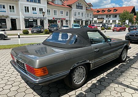 Mercedes-Benz SL 300