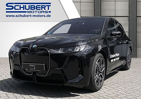 BMW iX xDrive 45 M Sport *UPE 104.530€* HuD AHK H&K