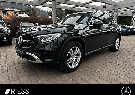 Mercedes-Benz GLC-Klasse GLC 200 4M Avantgarde Navi LED MBUX AHK Kamera 1