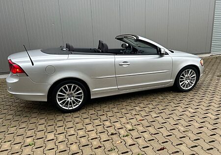 Volvo C70 2.0D Summum Summum