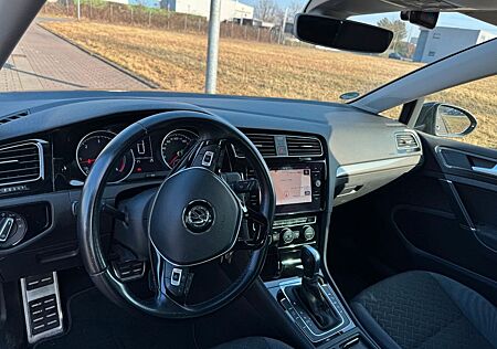 VW Golf Volkswagen 1.6 TDI SCR DSG JOIN Variant JOIN