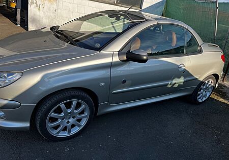 Peugeot 206 CC 110 Roland Garros TÜV NEU