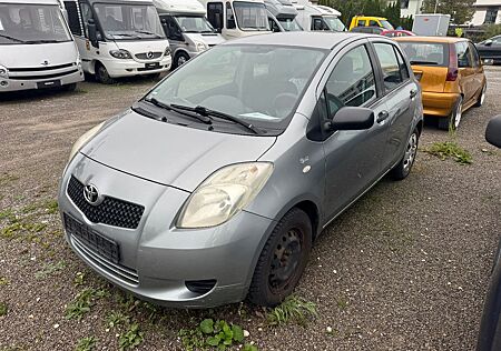 Toyota Yaris Luna
