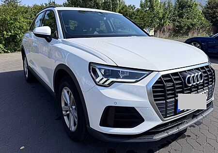 Audi Q3 40 TFSI quattro S tronic S line S line
