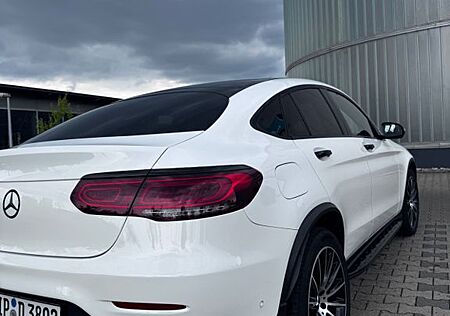Mercedes-Benz GLC-Klasse GLC 200 4MATIC Coupé Autom. -