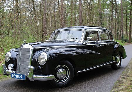 Mercedes-Benz 300 B Adenauer PRACHTIGE AUTO! Selten Cabrio Sun