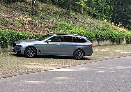 BMW 520d xDrive Touring A M Sport