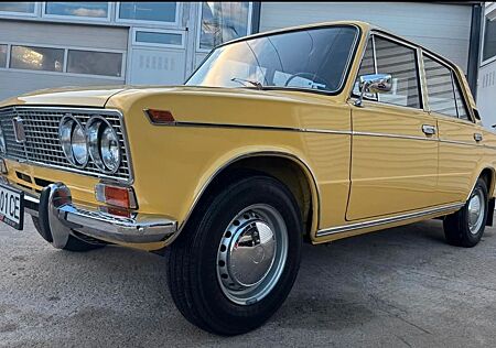 Lada 2103