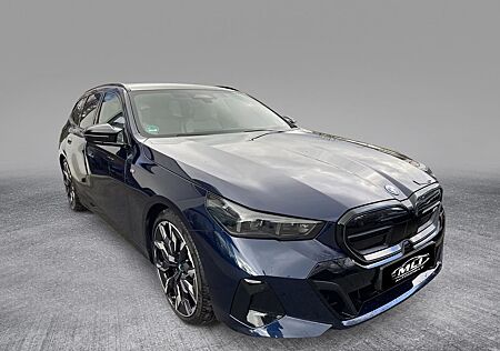 BMW i5 M60 xDrive Touring B&W /M SPORT