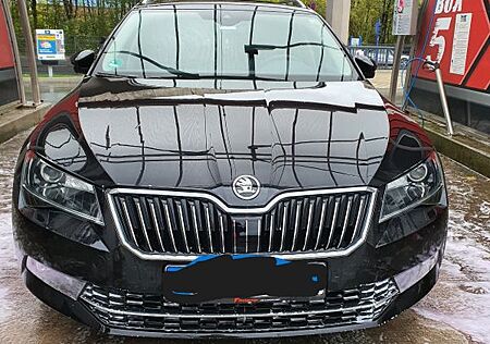 Skoda Superb 2.0 TDI SCR 140kW DSG Style Combi Style