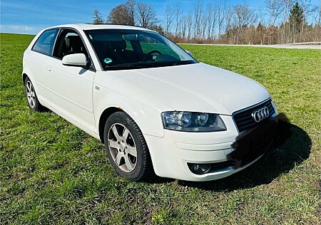 Audi A3 1.6 EZ 2006 sehr sparsamer