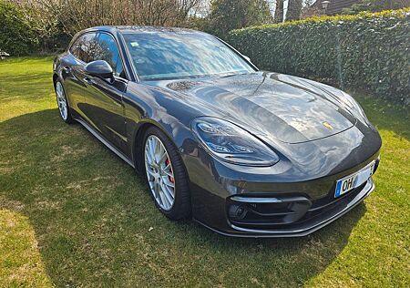 Porsche Panamera 4S E-Hybrid Sport Turismo S