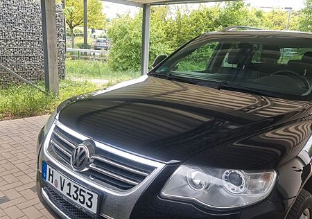 VW Touareg Volkswagen 3.0 V6 TDI Tiptronic -