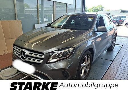 Mercedes-Benz GLA 200 Navi LED Kamera PDC LM Tempo Klima