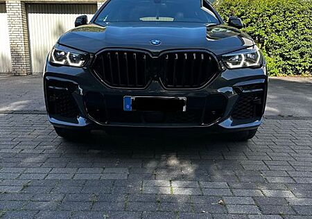 BMW X6 M50 M50i -i Pano AHK H/K HuD DA Prof. PA+ Las