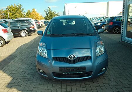 Toyota Yaris Life