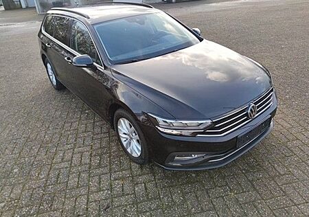 VW Passat Variant Volkswagen 1.5 TSI OPF DSG Business Vari...