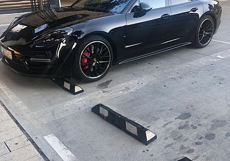 Porsche Panamera GTS VOLLAUSSTATTUNG