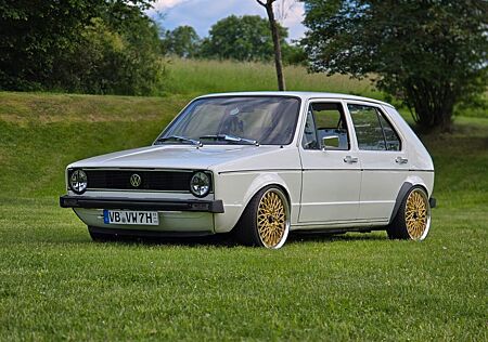 VW Golf Volkswagen 1 Klassiker mit H-Kennzeichen