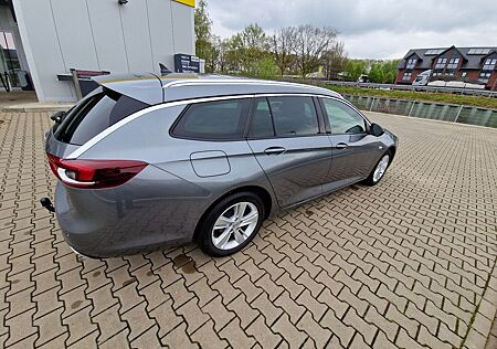 Opel Insignia 2.0 Diesel 128kW