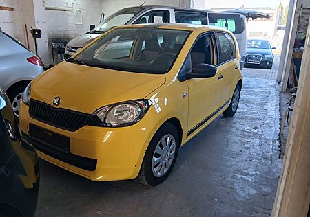 Skoda Citigo Active. Klimaanlage Navi