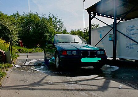BMW 316i Compact - e36