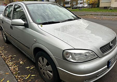 Opel Astra 1.6 Elegance Automatik Elegance