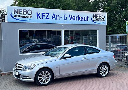 Mercedes-Benz C 180 CGI Coupe BlueEfficiency Sitzheizung