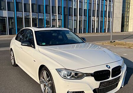 BMW 320d Sport Line * Keyless/HeadUp/Memory/Xenon