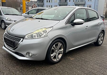 Peugeot 208 Allure*Navi*PDC*KLIMA*AUTOMATIK*Tüv 12.2027*