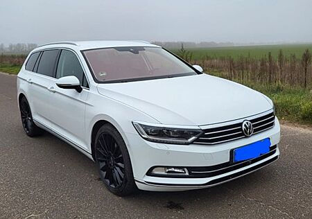 VW Passat Variant Volkswagen 2.0 TDI SCR DSG Highline Vari...