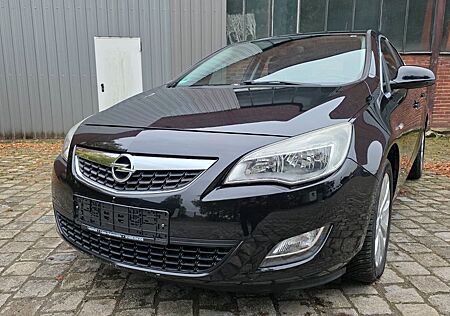 Opel Astra J 1.6 5-trg.Klima SHZ Tempomat