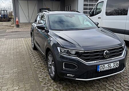 VW T-Roc Volkswagen 2.0 TSI OPF DSG 4MOTION R-Line R-Line
