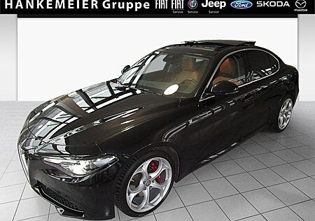 Alfa Romeo Giulia 2.2 LussoTi-Xenon,Navi,Leder,Sitz-Lenkrad