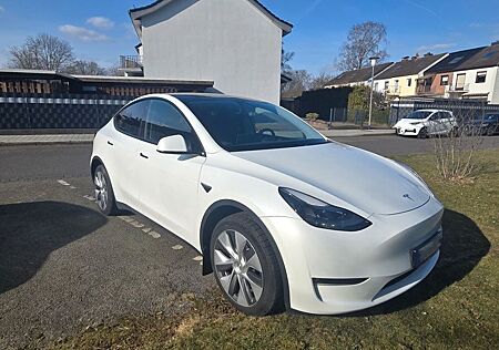 Tesla Model Y Long Range Dual Motor AWD Long Range