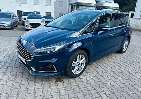 Ford S-Max Titanium
