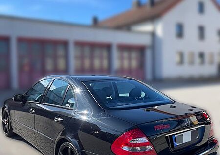 Mercedes-Benz E 200 KOMPRESSOR AVANTGARDE Avantgarde