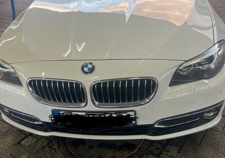 BMW 520d xDrive Touring A Luxury Line Luxury