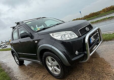 Daihatsu Terios gebraucht kaufen Daihatsu Terios 1.5 Top S 4WD Top S