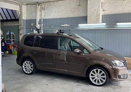 VW Touran Volkswagen 2.0 TDI DSG LIFE BlueMotion Technolog...