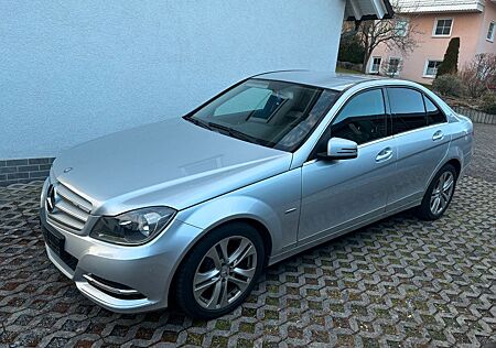 Mercedes-Benz C 200 BlueEFFICIENCY AVANTGARDE