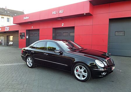 Mercedes-Benz E 350 Lim. AVANTGARDE AUTOMATIK-SCHIEBEDACH-NAVI