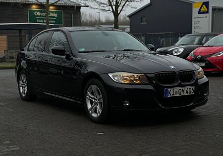 BMW 318i -