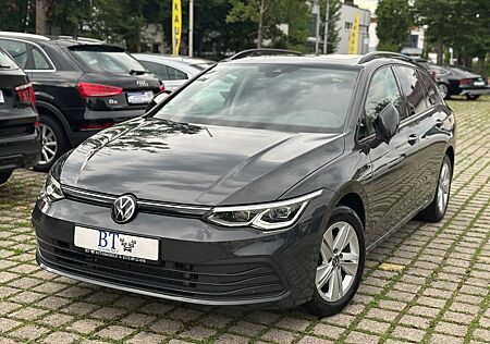 VW Golf Volkswagen VIII 2.0TDI DSG IQ-LED Pano. ACC Kamera AHK