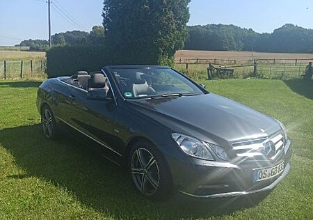 Mercedes-Benz E 200 Cabriolet BlueEFF. AVANTGARDE AV...