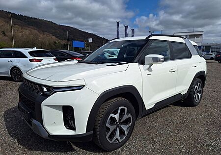 SsangYong Torres 1.5 4x4*AUTOMATIC*! LEDER*NAVI*M+S*TOP!