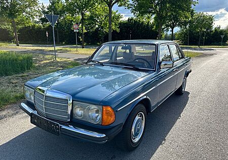 Mercedes-Benz 200 Mercedes 123 * Aus 2 Hand*Gepflegt*Tüv 05/26