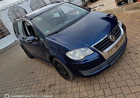 VW Touran Volkswagen Trendline